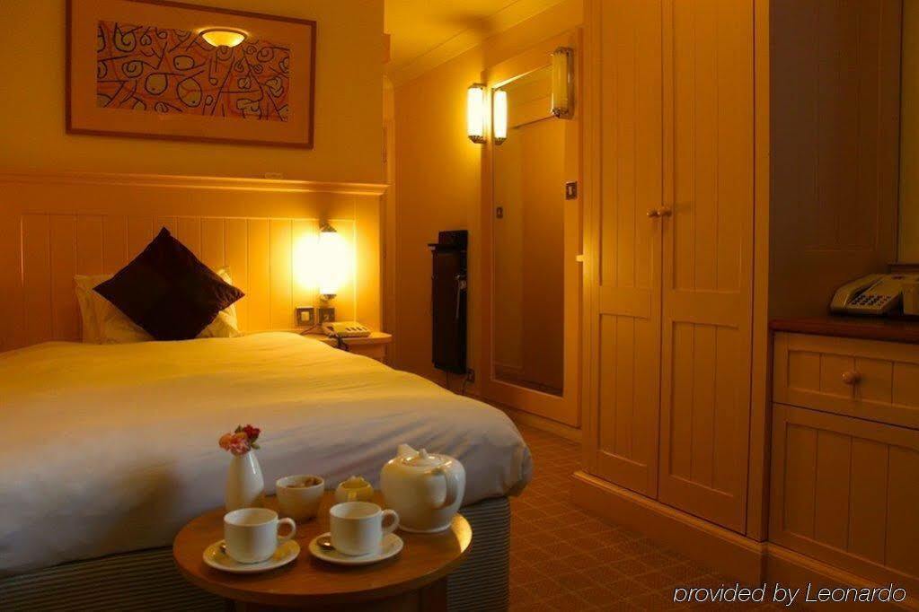Waterloo Hotel Crowthorne Camera foto